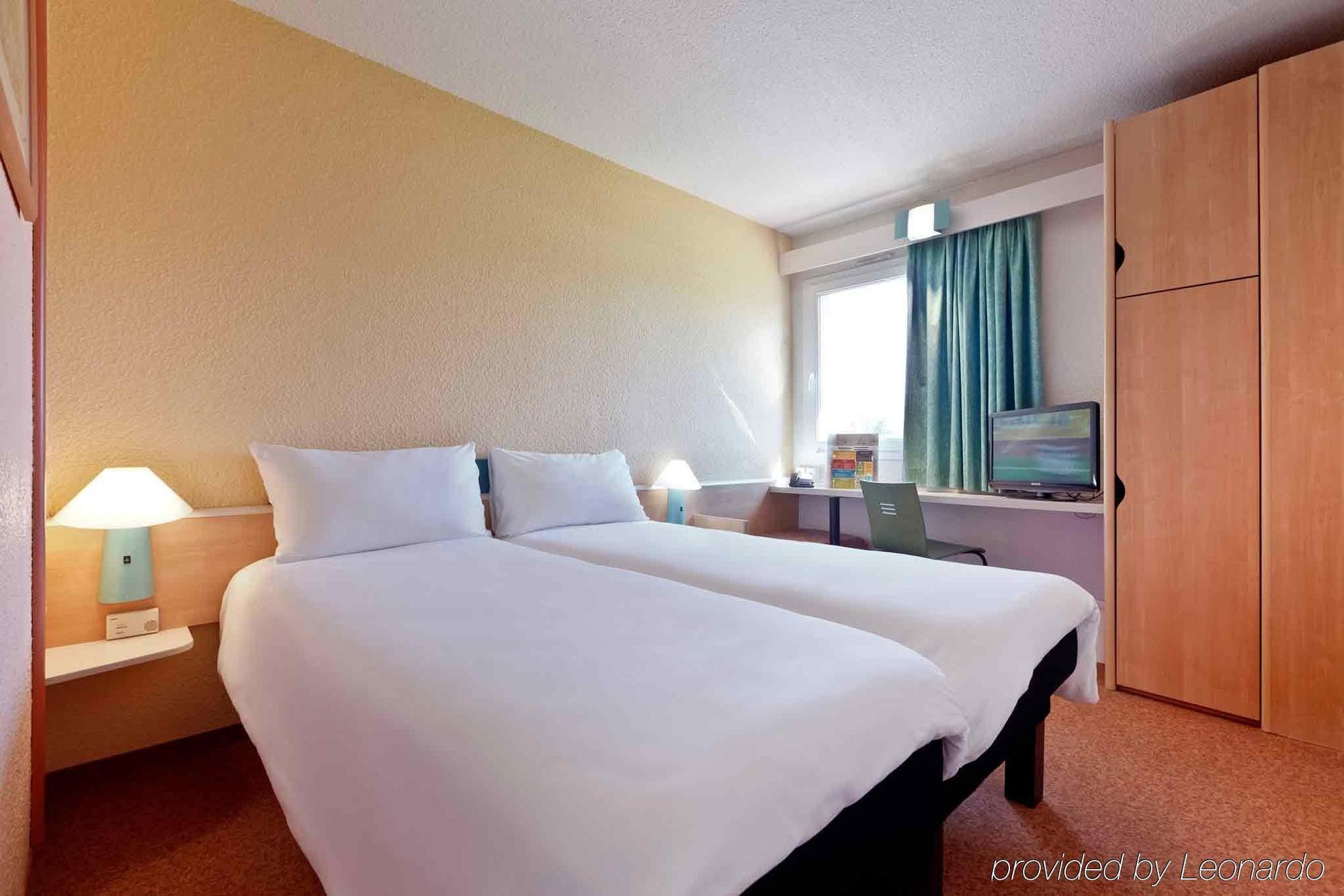 Flag Hotel Lisboa โอเอรัช ภายนอก รูปภาพ